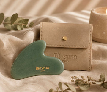 Bluscha® Face Gua Sha – 100% Natuurlijke Groene Jade | Inclusief Luxe Opbergetui
