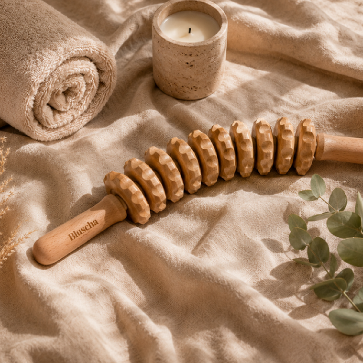 Bluscha® Premium Gebogen Houten Massage Roller spa setting