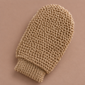 Bluscha Jute Scrub Handschoen close-up