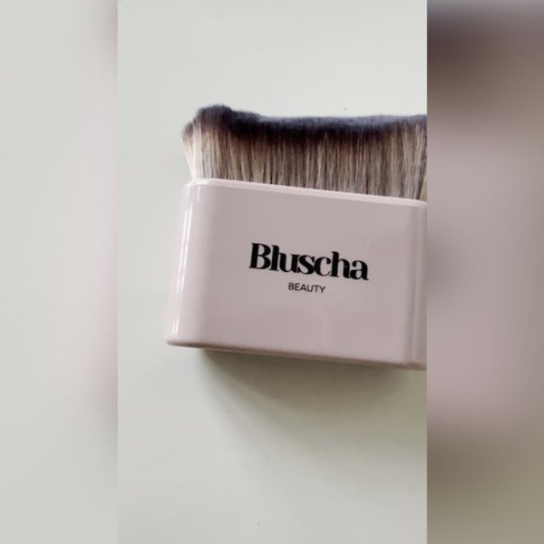 Bluscha® Luxe Tanning Brush Taupe hero