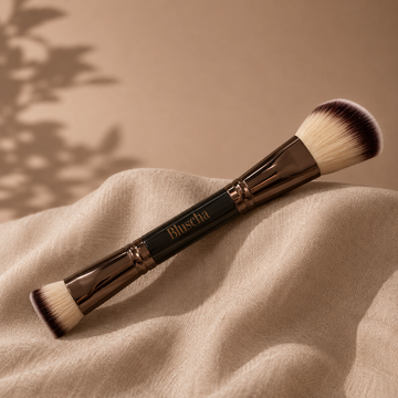 Bluscha® Duo Sculpt Brush - 2-in-1 Double-Sided Makeup Brush - Foundation Brush - Contour Brush - Blush & Bronzer Brush - Concealer Brush - Makeup Brush - With Storage Pouch