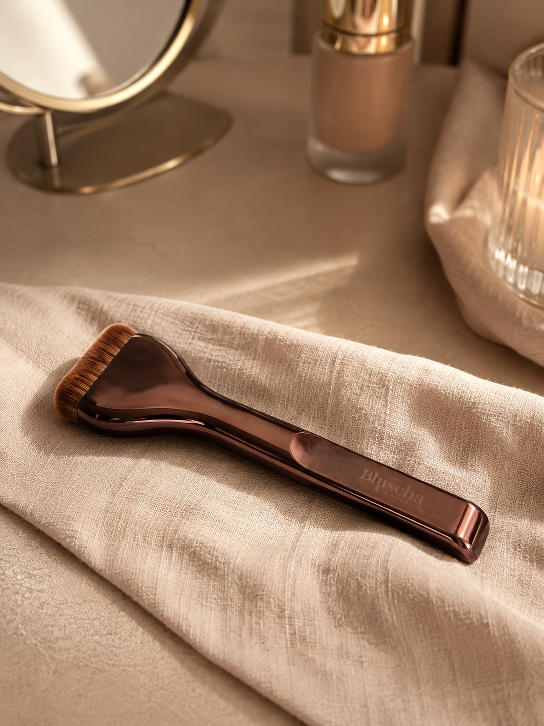 Bluscha® - Foundation Brush - Foundation Kwast - Make-up Kwast - Flat Foundation Brush - Liquid Foundation - Blending Brush - Brons - Bronze